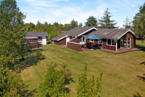 Holiday Home on a large plot in Sæby Mikkelstien 098819